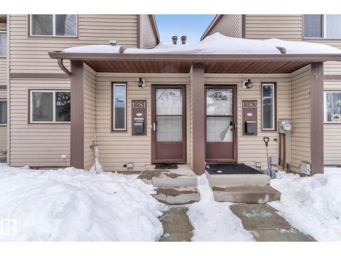 1281 HOOKE RD NW Edmonton AB T5A4A5