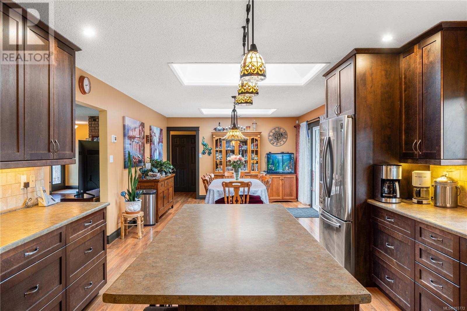 1306 Woodland Dr