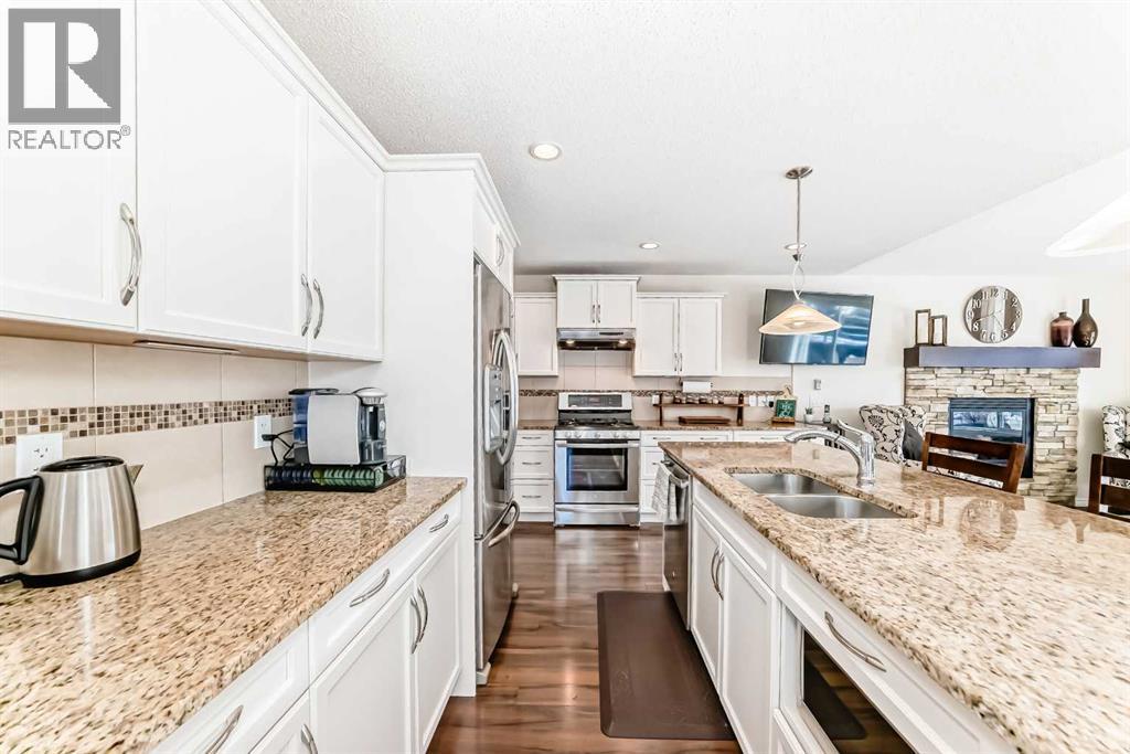 1301 Ravenswood Drive SE