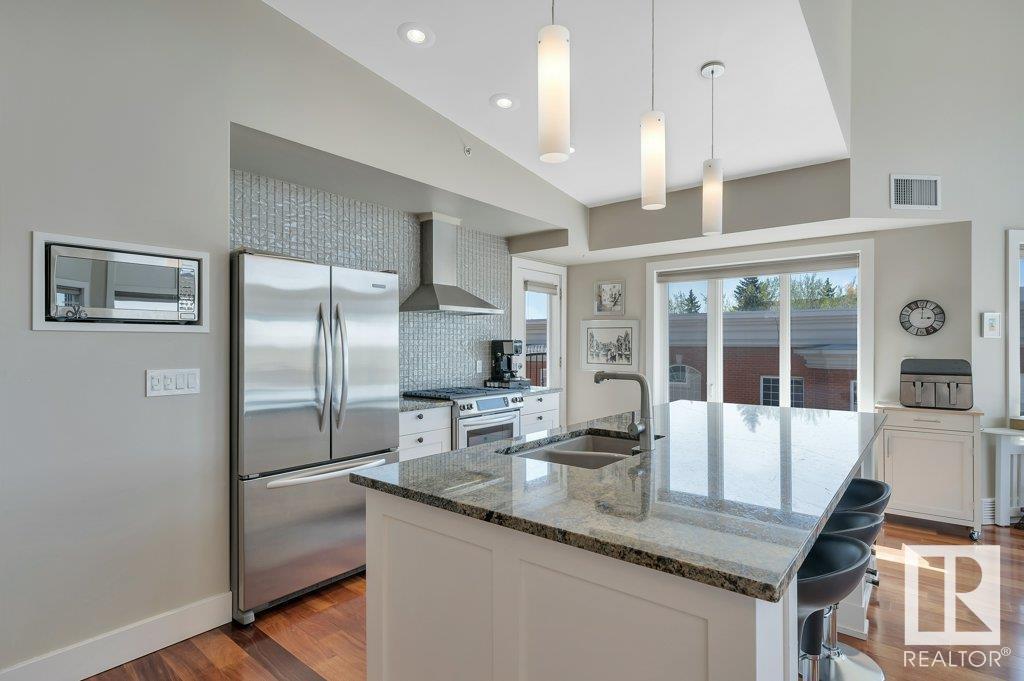 #401 30 ST JOSEPH ST