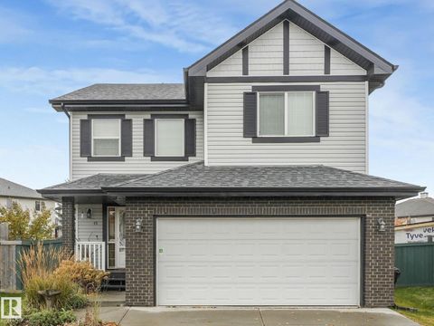 15 VIRGINIA LO Spruce Grove AB T7X0B8