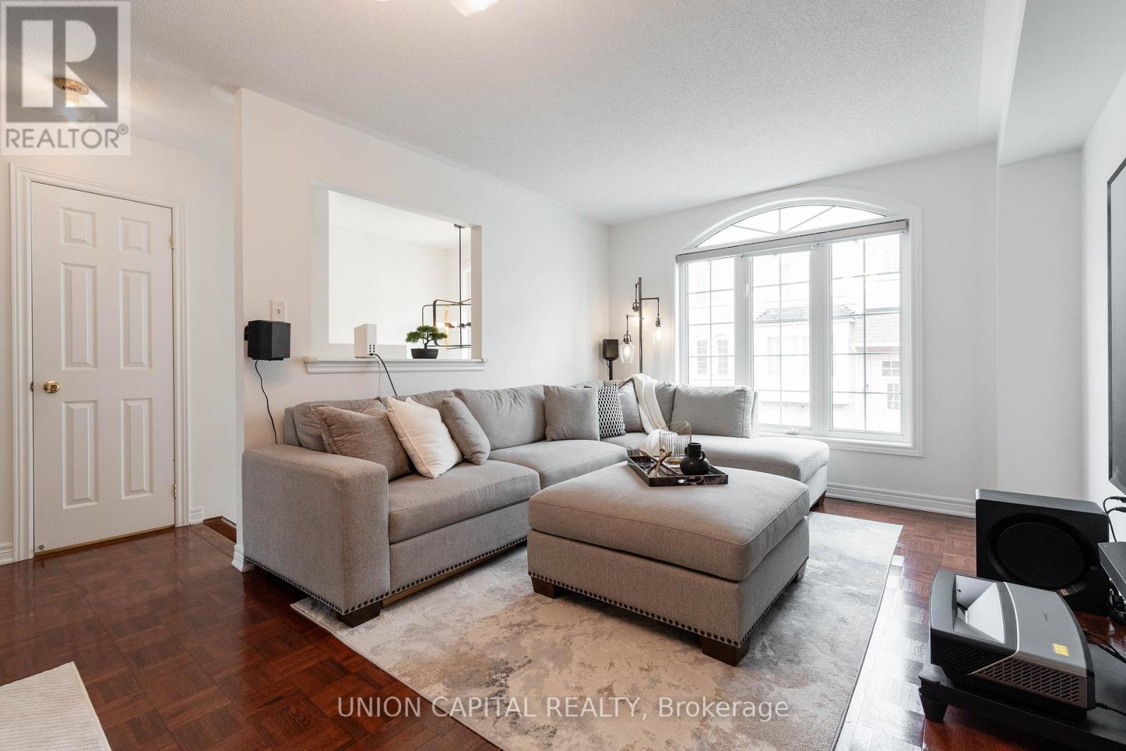33 IGNATIUS LANE