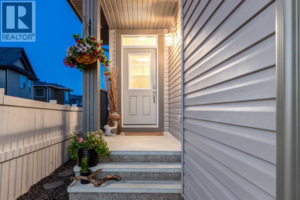 444 Evansglen Drive NW