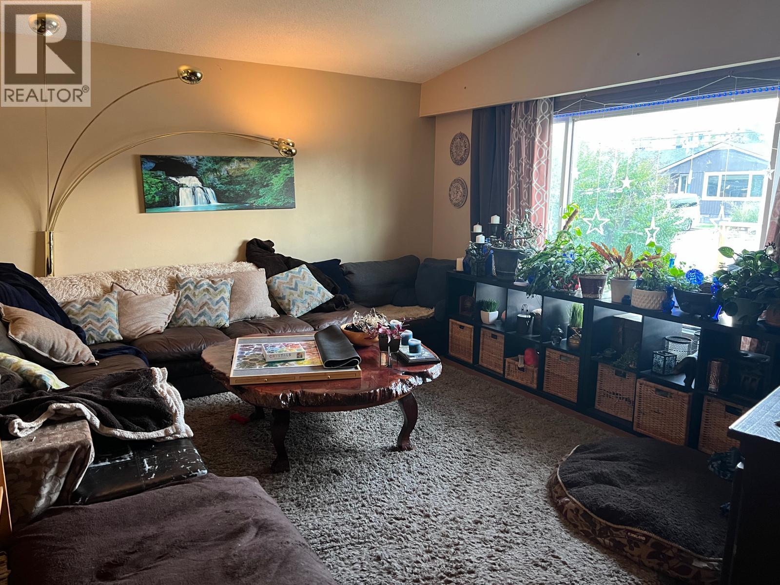 1240-1244 Centennial Crescent