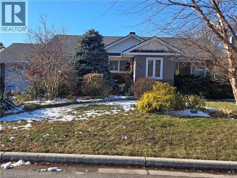 27 HEPBURN Avenue St. Thomas ON N5R4J4