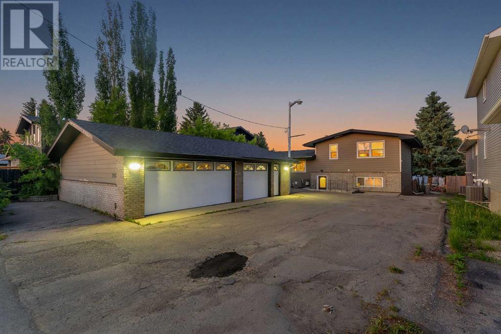 700 West Chestermere Drive