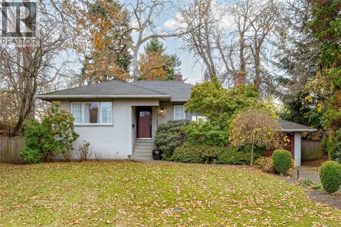 1465 Derby Rd Saanich BC V8P1T2