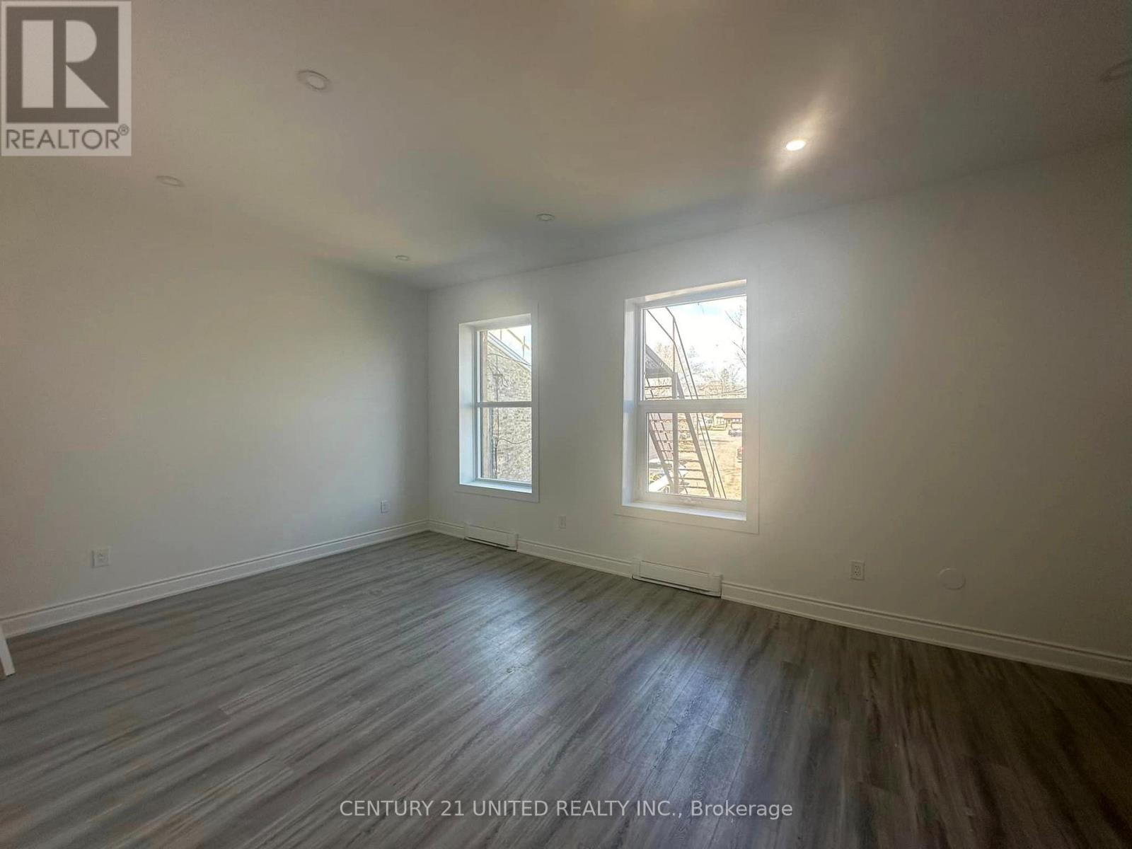 UNIT 2 - 82 KING STREET W