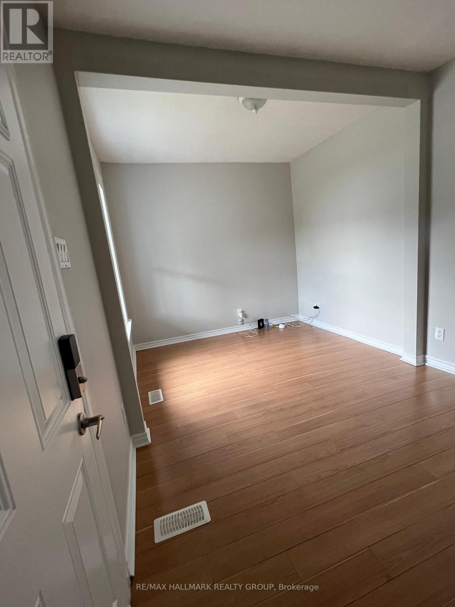 A - 18 JOLLIET AVENUE