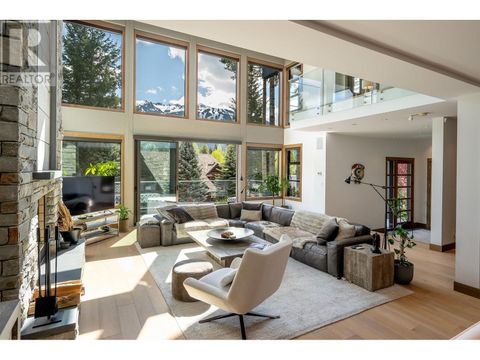 7441 TREETOP LANE Whistler BC V8E0E9