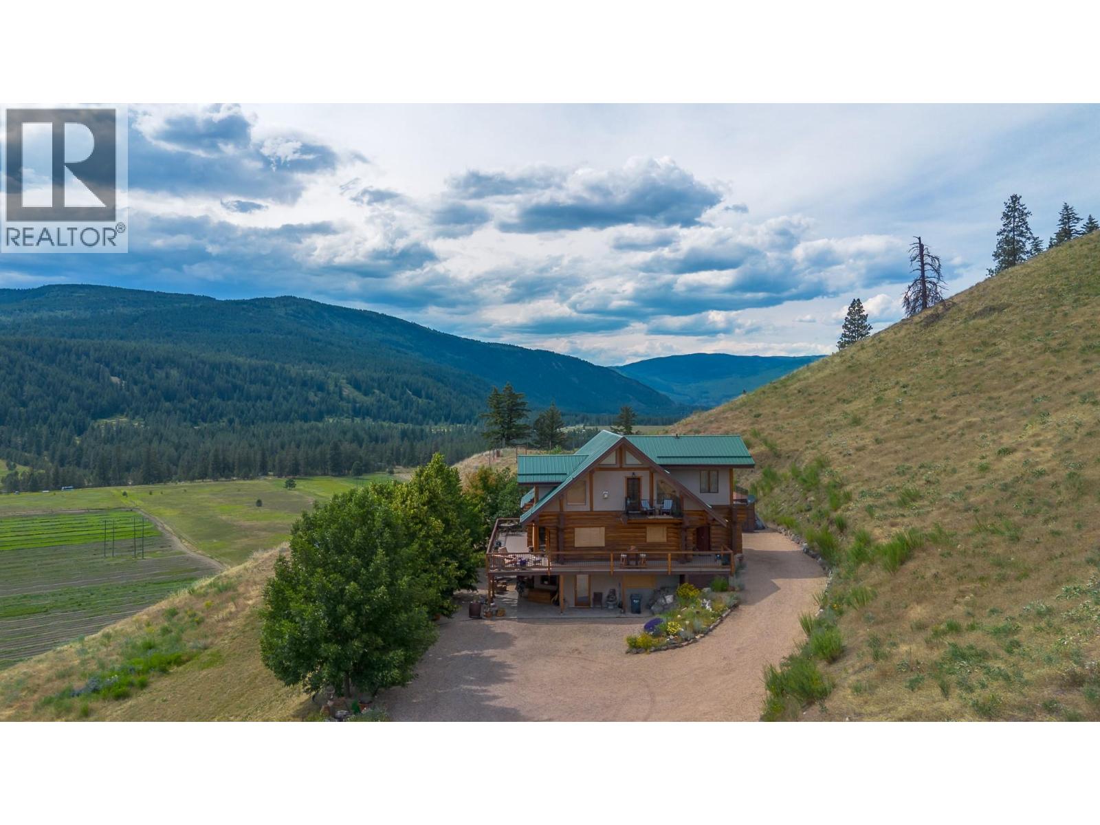 1225 Round Lake Road