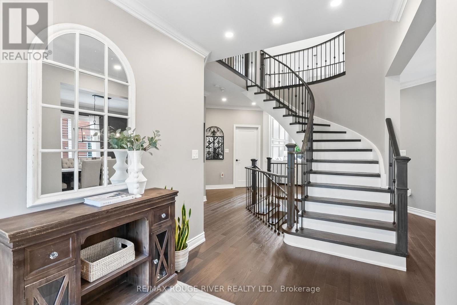 23 GILCHRIST COURT