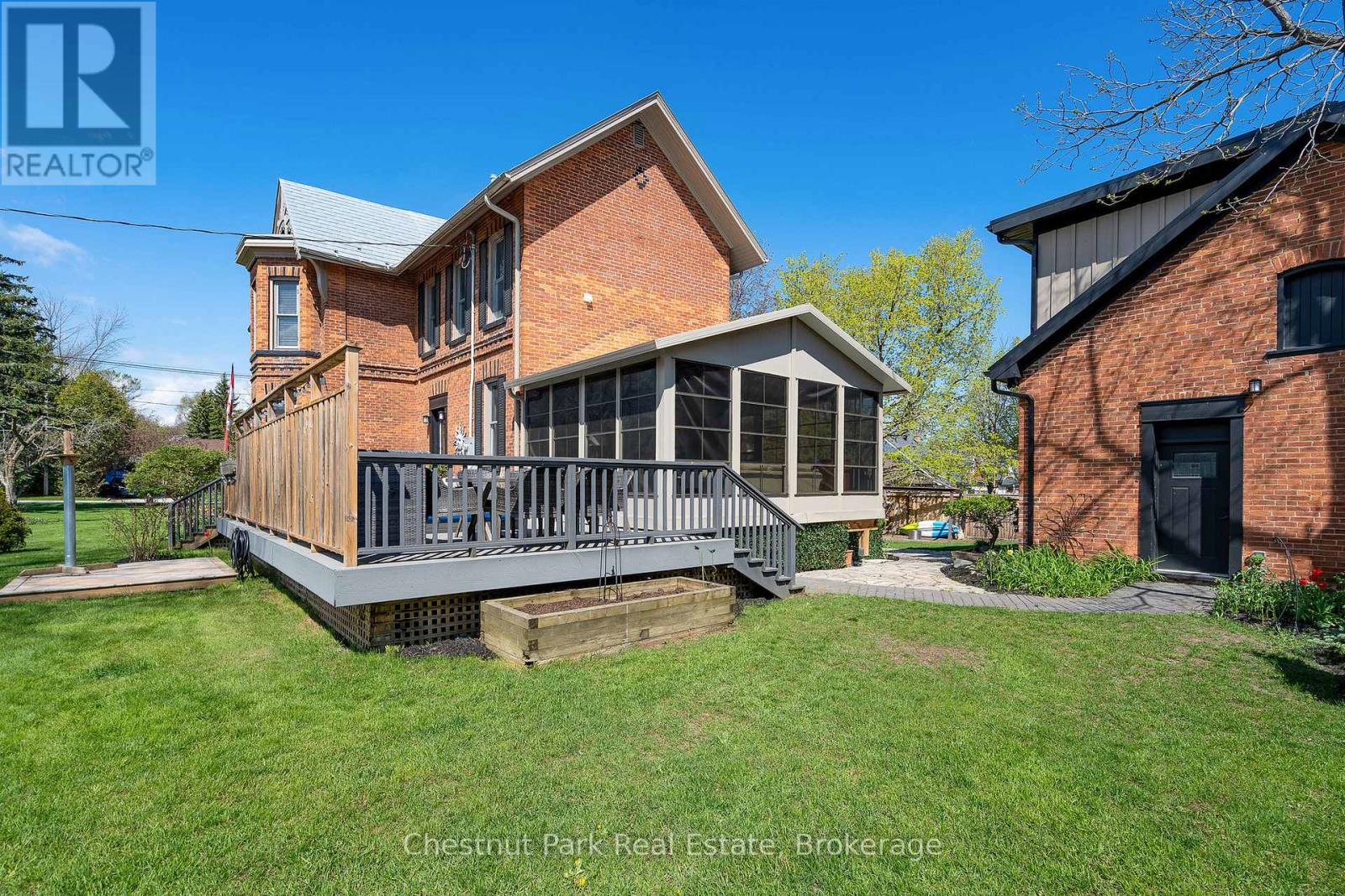 247 ST VINCENT STREET