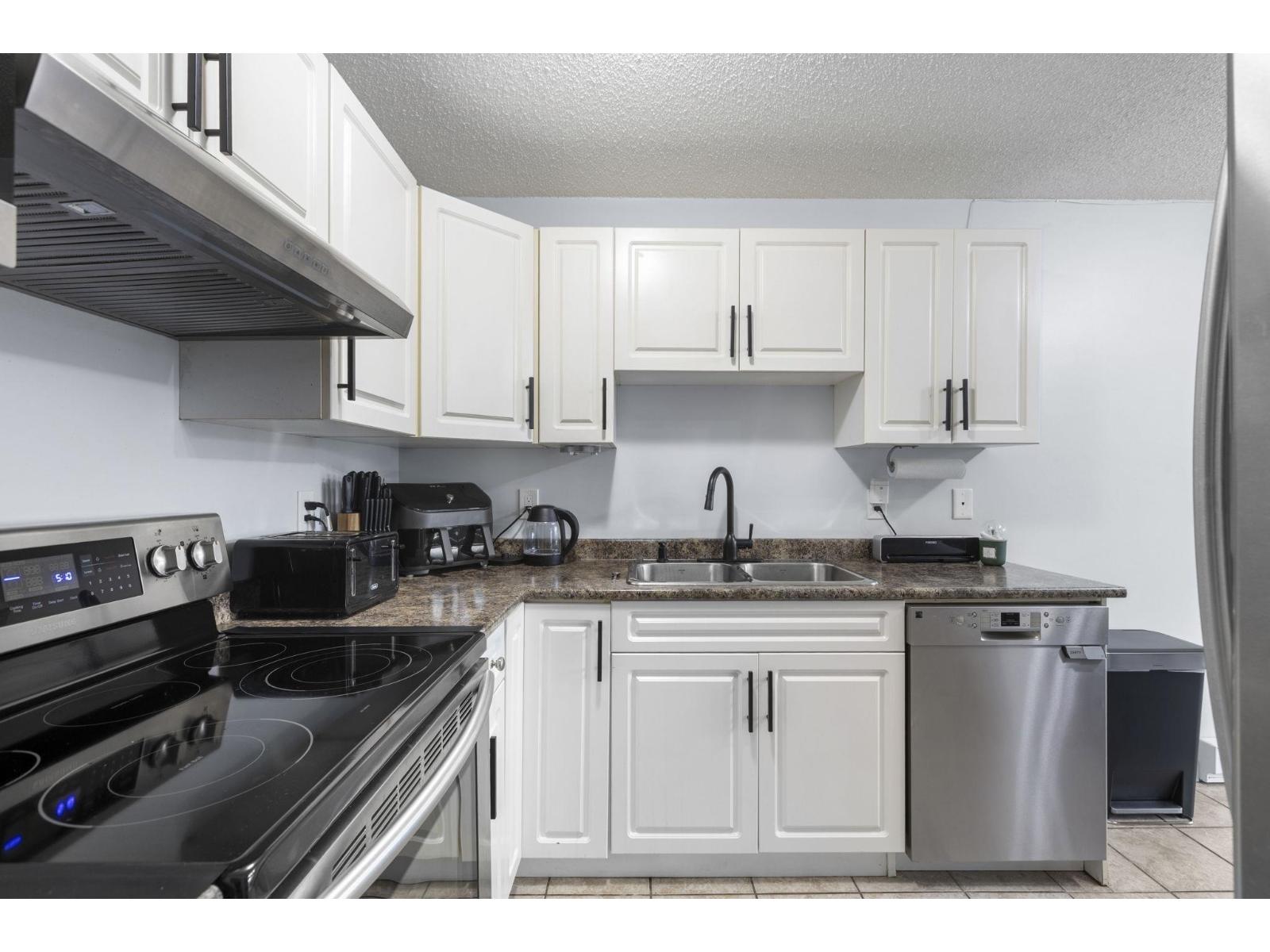13 46260 HARFORD STREET|Chilliwack Proper East
