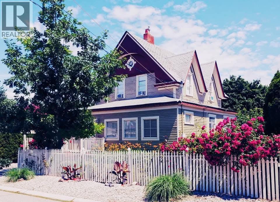 494 Young Street
