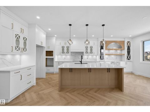 34 Avonlea WY Spruce Grove AB T7X0Y3