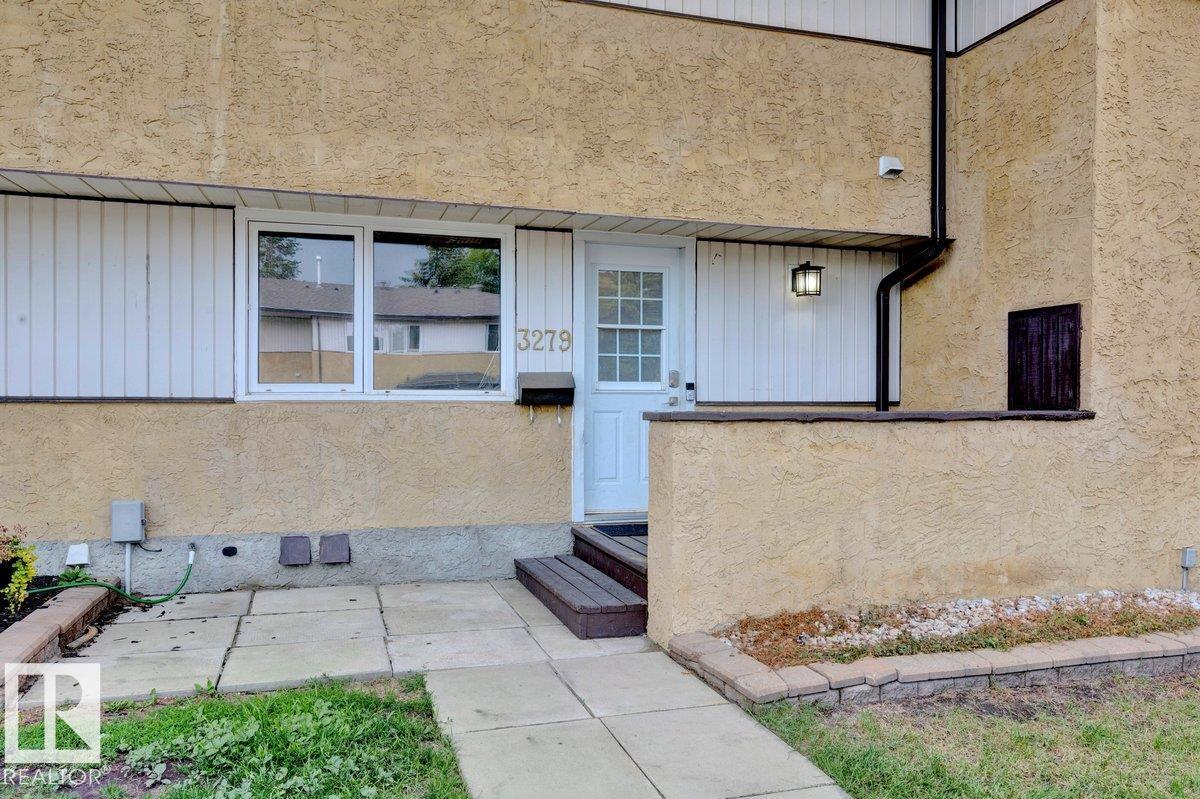 3279 139 AV NW