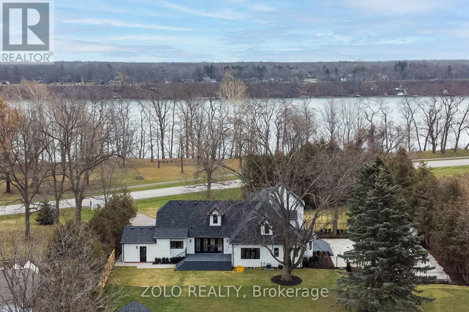 15886 NIAGARA RIVER PARKWAY