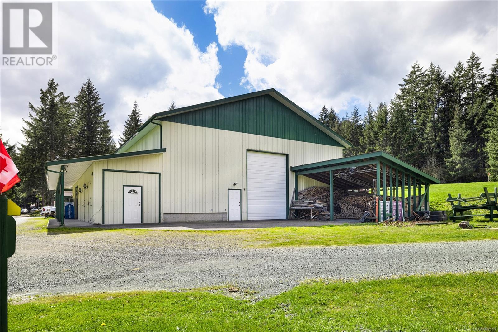 8682 Trans Canada Hwy