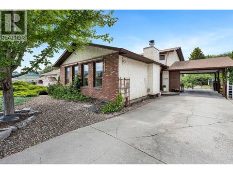 2916 Allenby Way Vernon BC V1T8R1