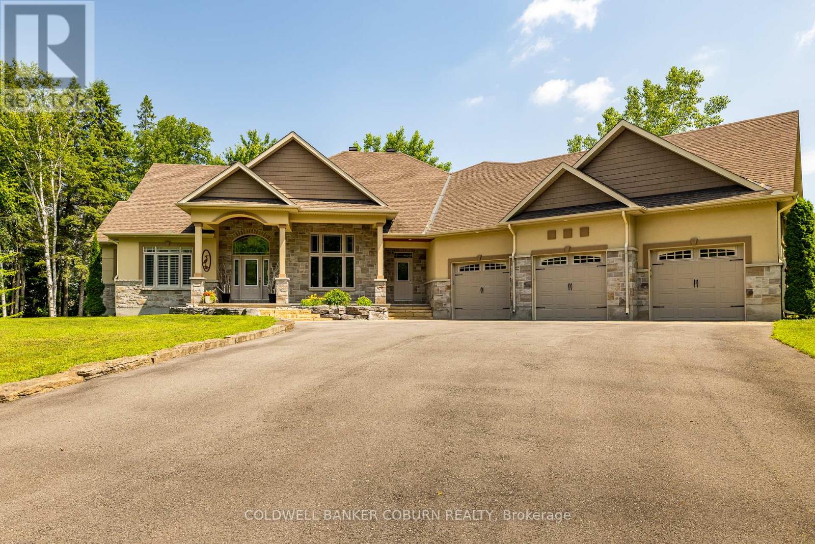 515 WEST LAKE CIRCLE