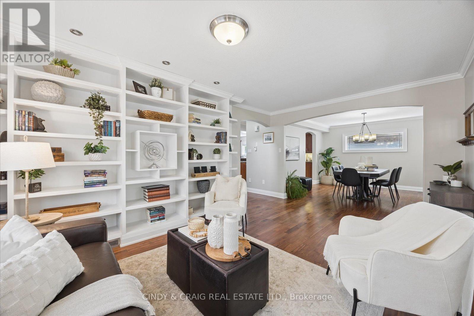 121 FENNING DRIVE
