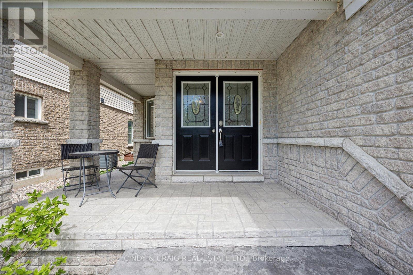121 FENNING DRIVE