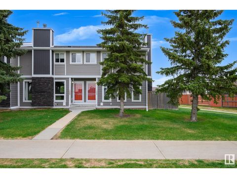 1086 LAKEWOOD RD N NW Edmonton AB T6K3T7