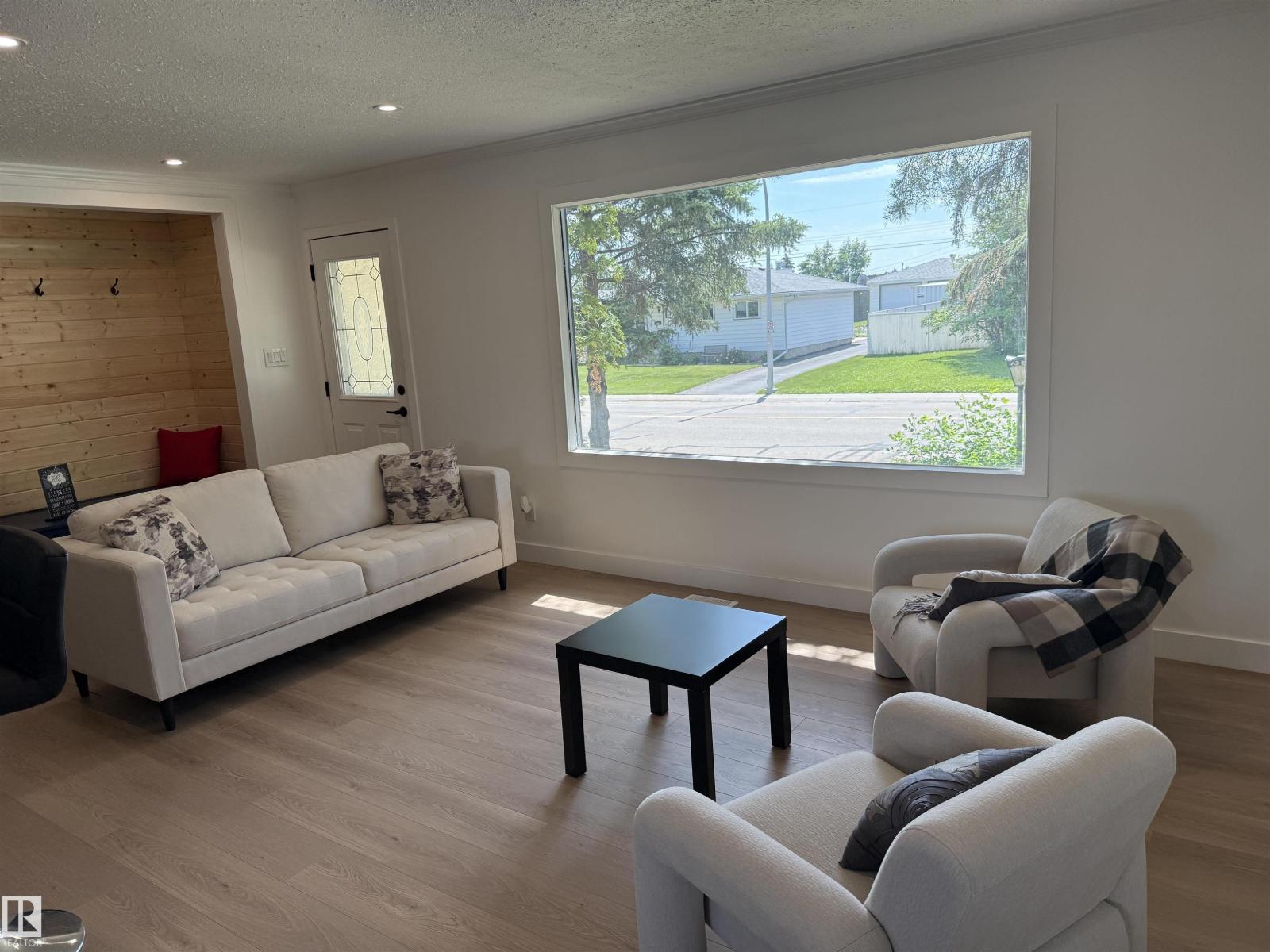 899 ALDER AV