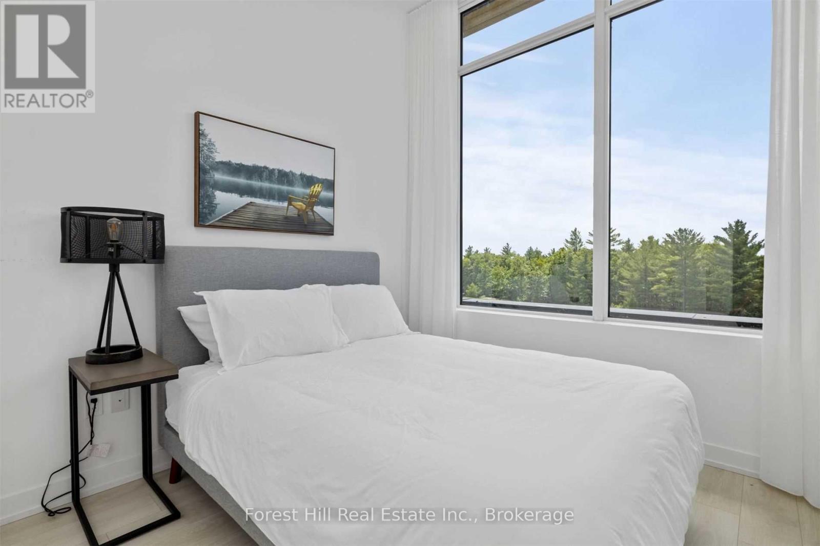 502 - 120 CARRICK TRAIL