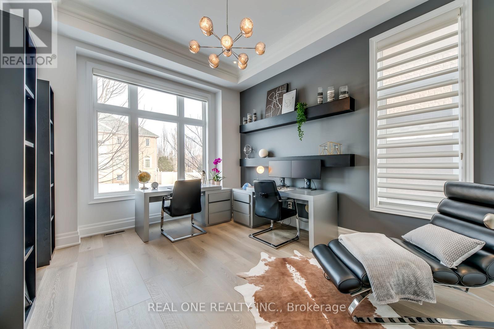 1384 PINERY CRESCENT