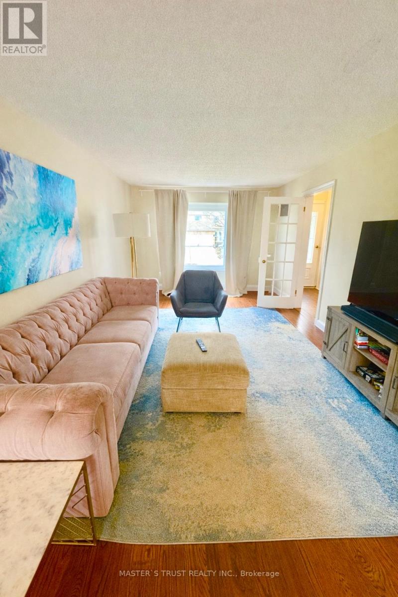 112 KRIEGHOFF AVENUE