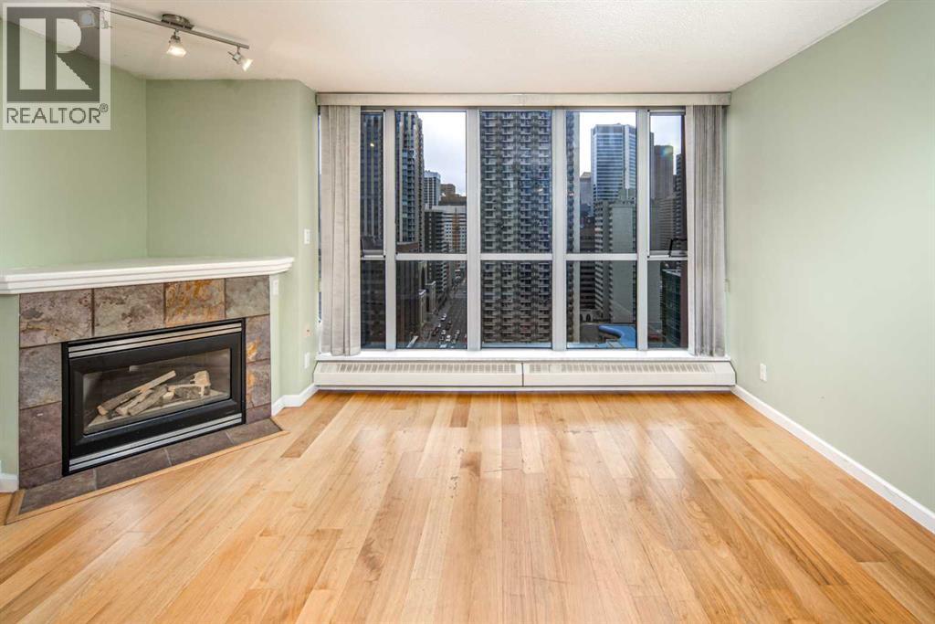 1805, 650 10 Street SW