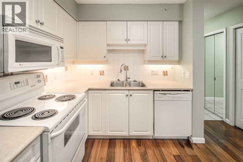 1805, 650 10 Street SW