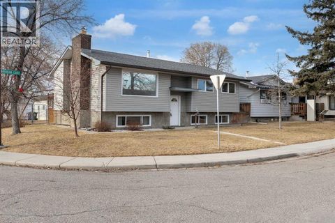 3 Madigan Court NE Calgary AB T2A5C7