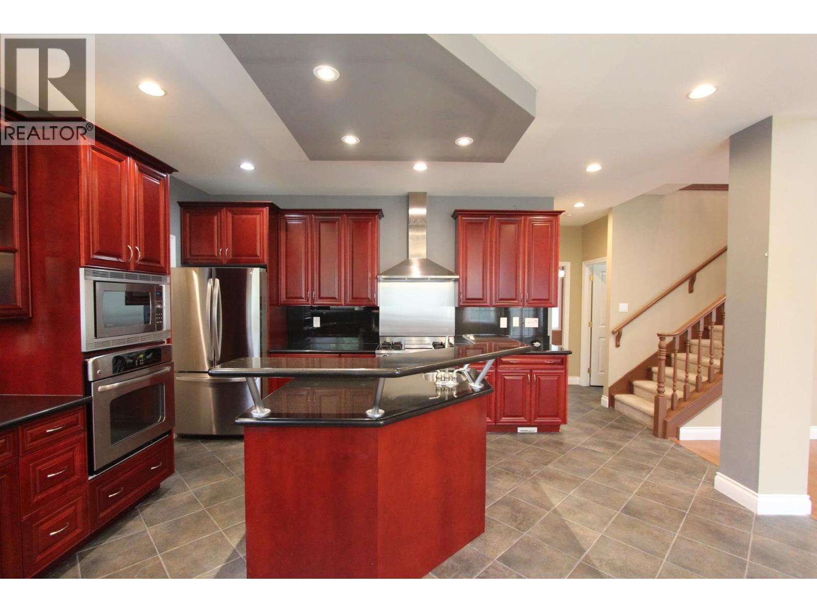 3740 ROSAMOND AVENUE