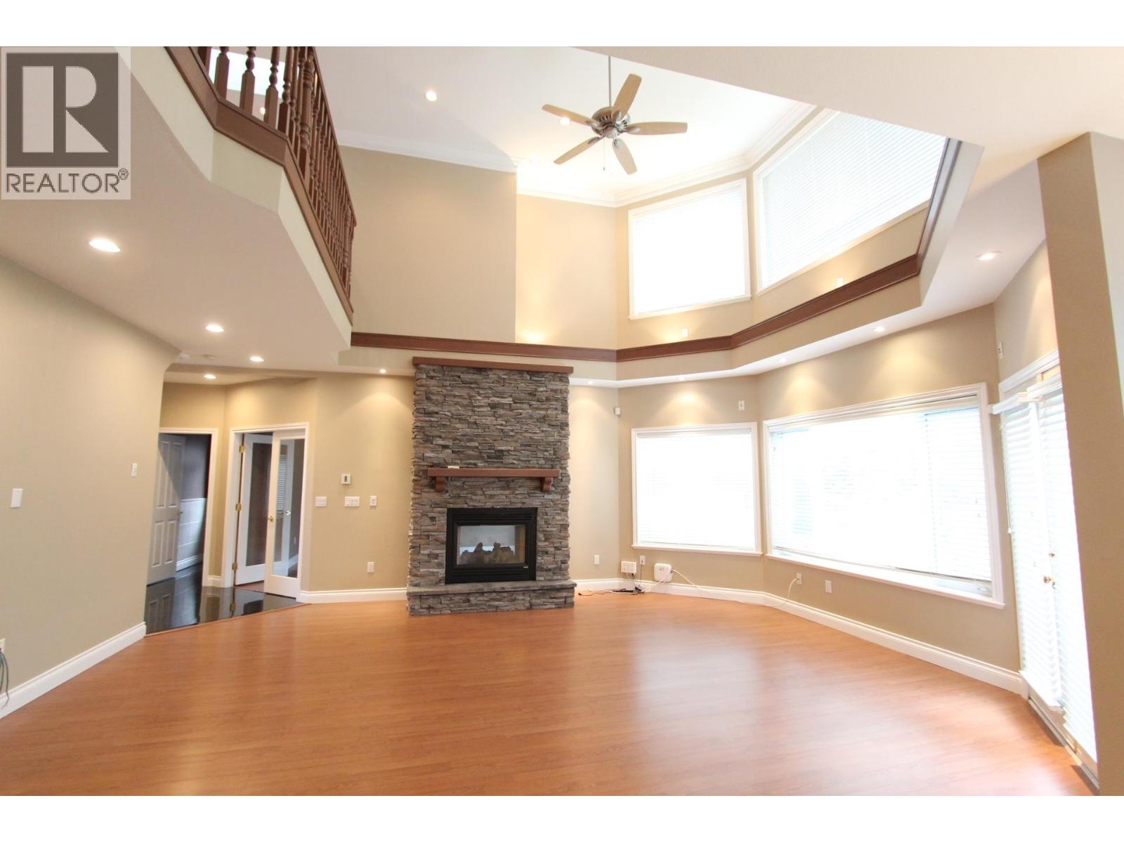 3740 ROSAMOND AVENUE