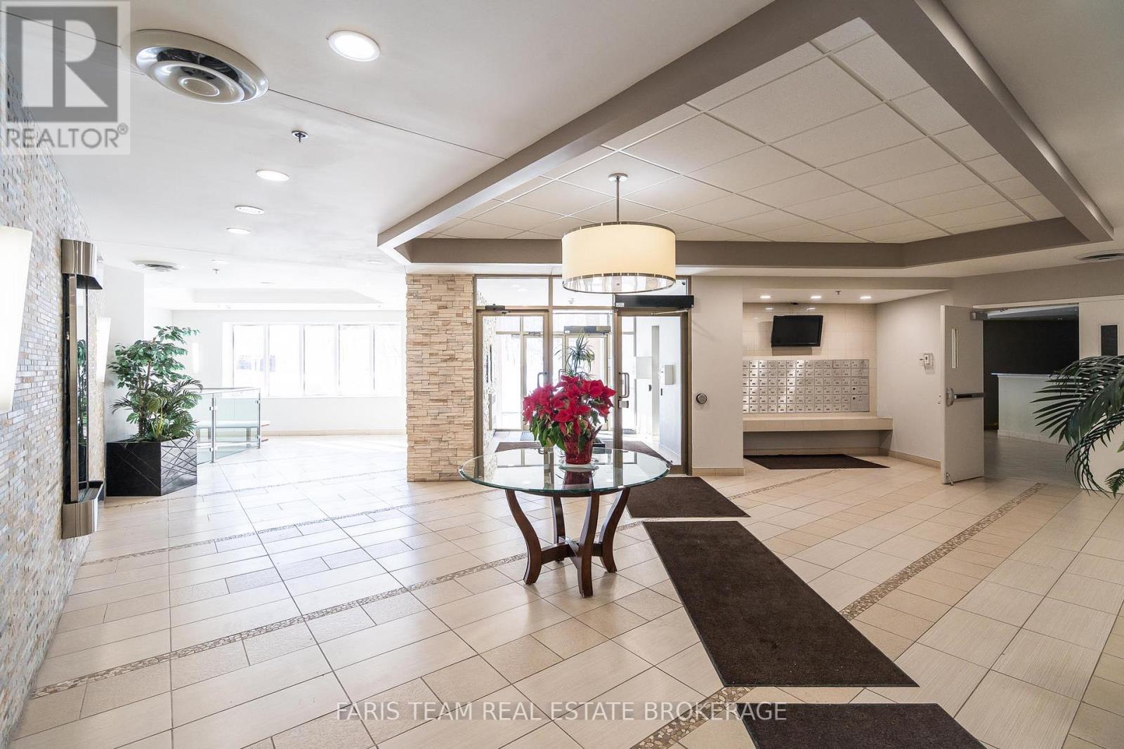 608 - 699 ABERDEEN BOULEVARD