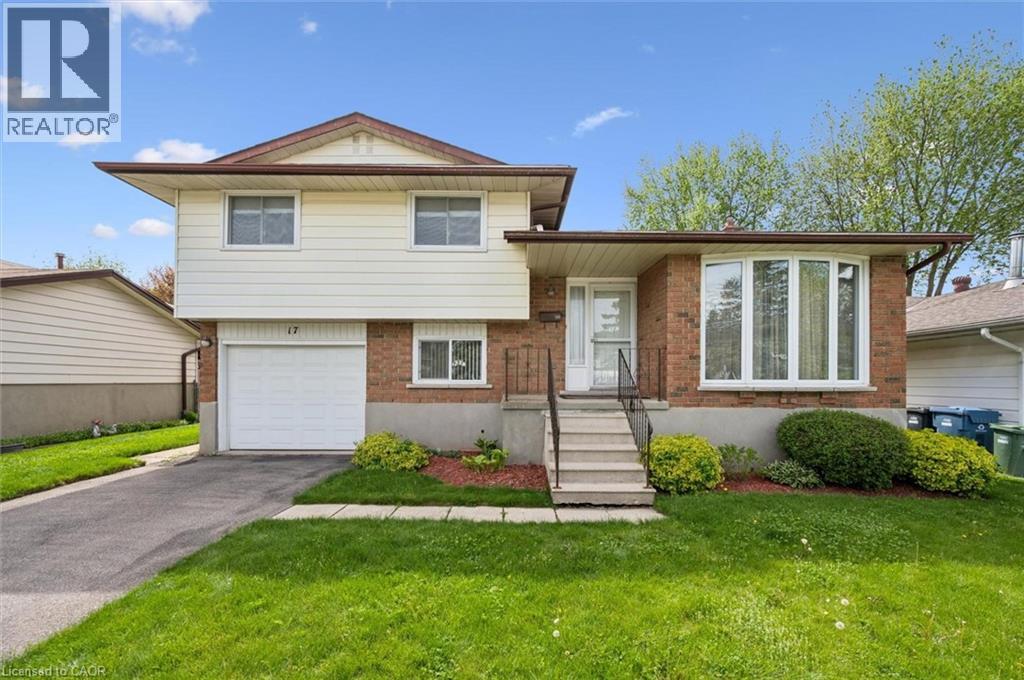 17 GLENDA Court