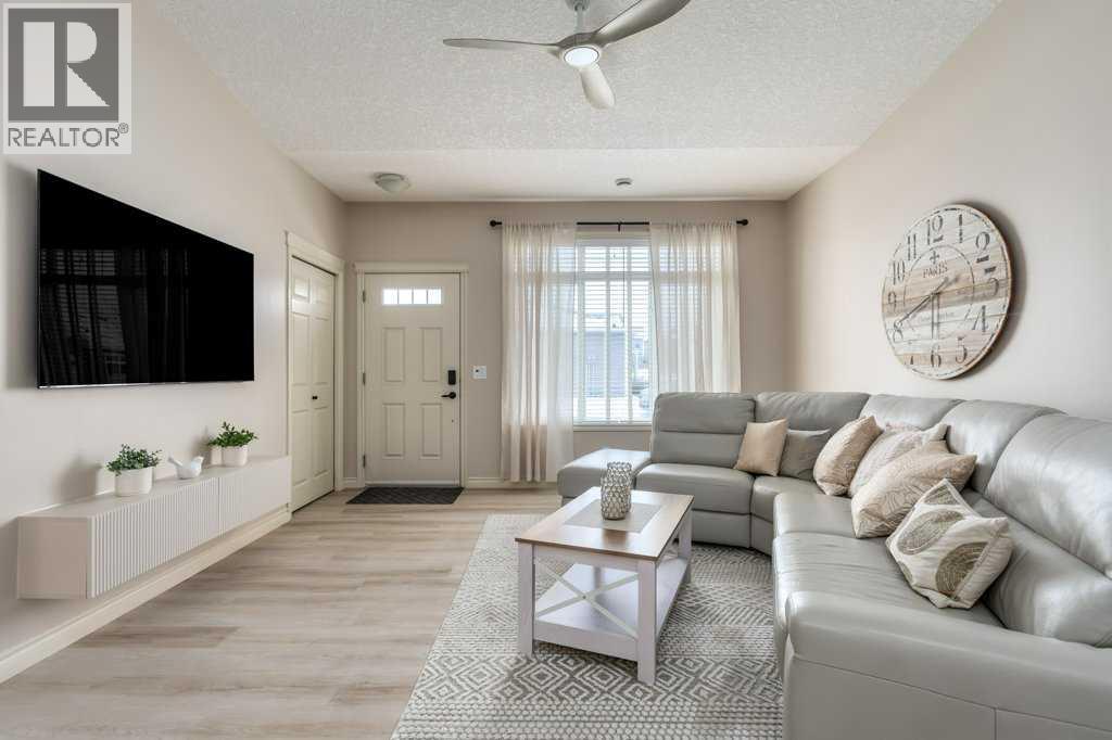 401 Sunvale Crescent NE