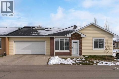 401 Sunvale Crescent NE High River AB T1V0E8