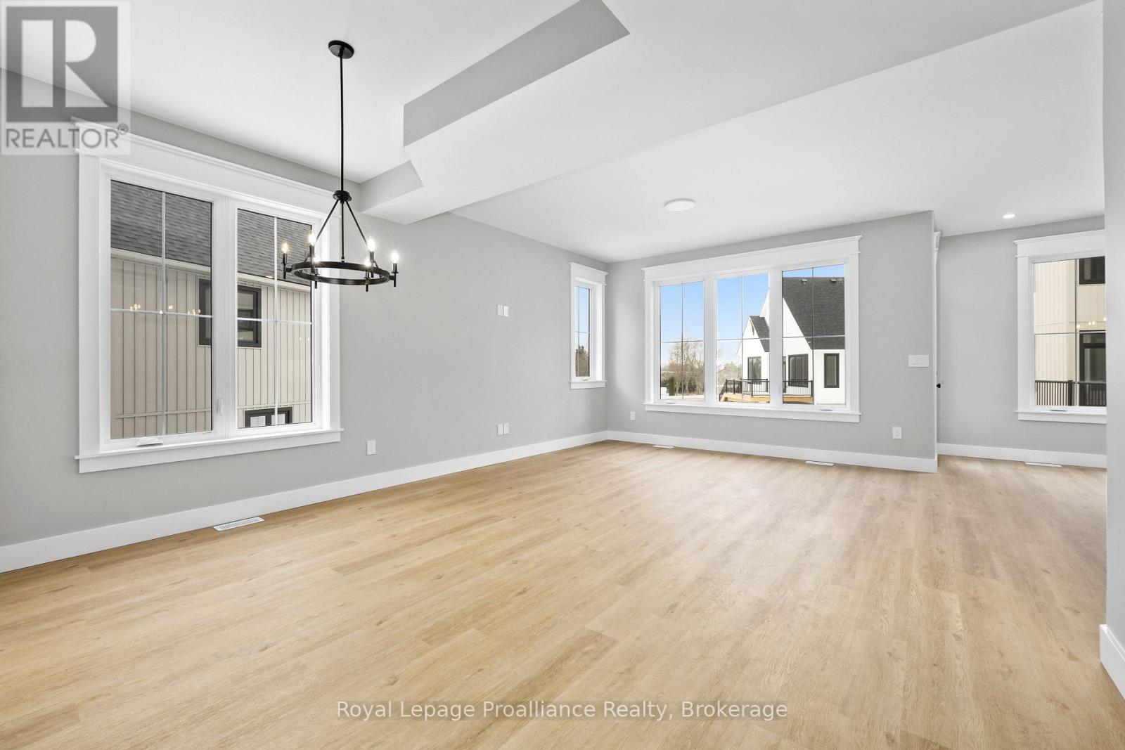 3 MERRIMAN COURT