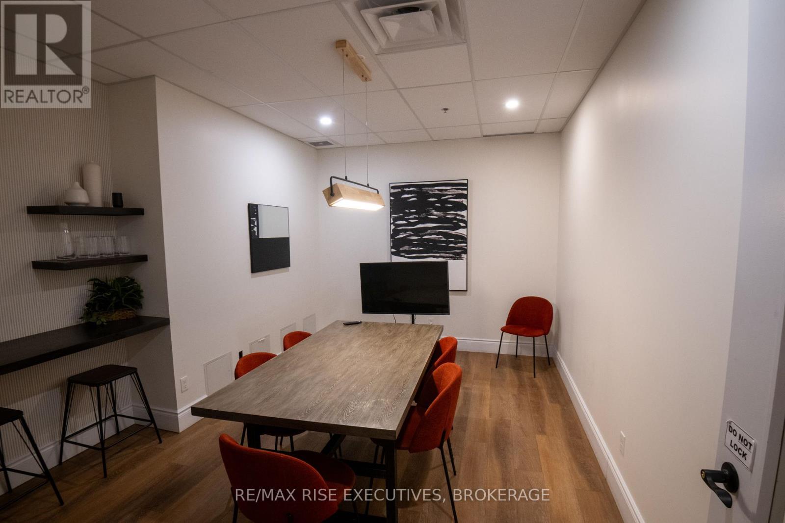 230 - 623 FORTUNE CRESCENT