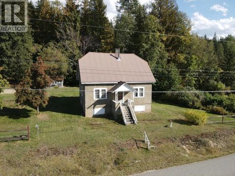 431 ALEXANDER Road Nakusp BC V0G1R1
