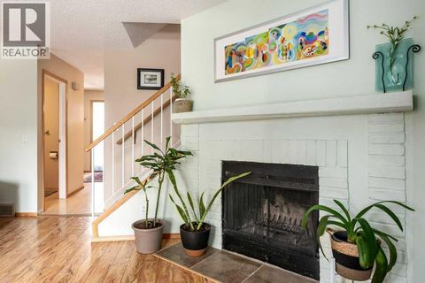 76, 7172 Coach Hill Road SW Calgary AB T3H1C8