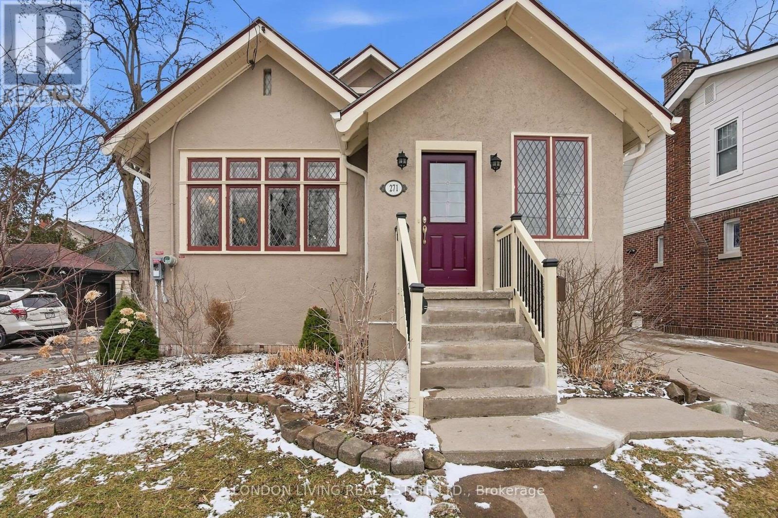 271 BRISCOE STREET E