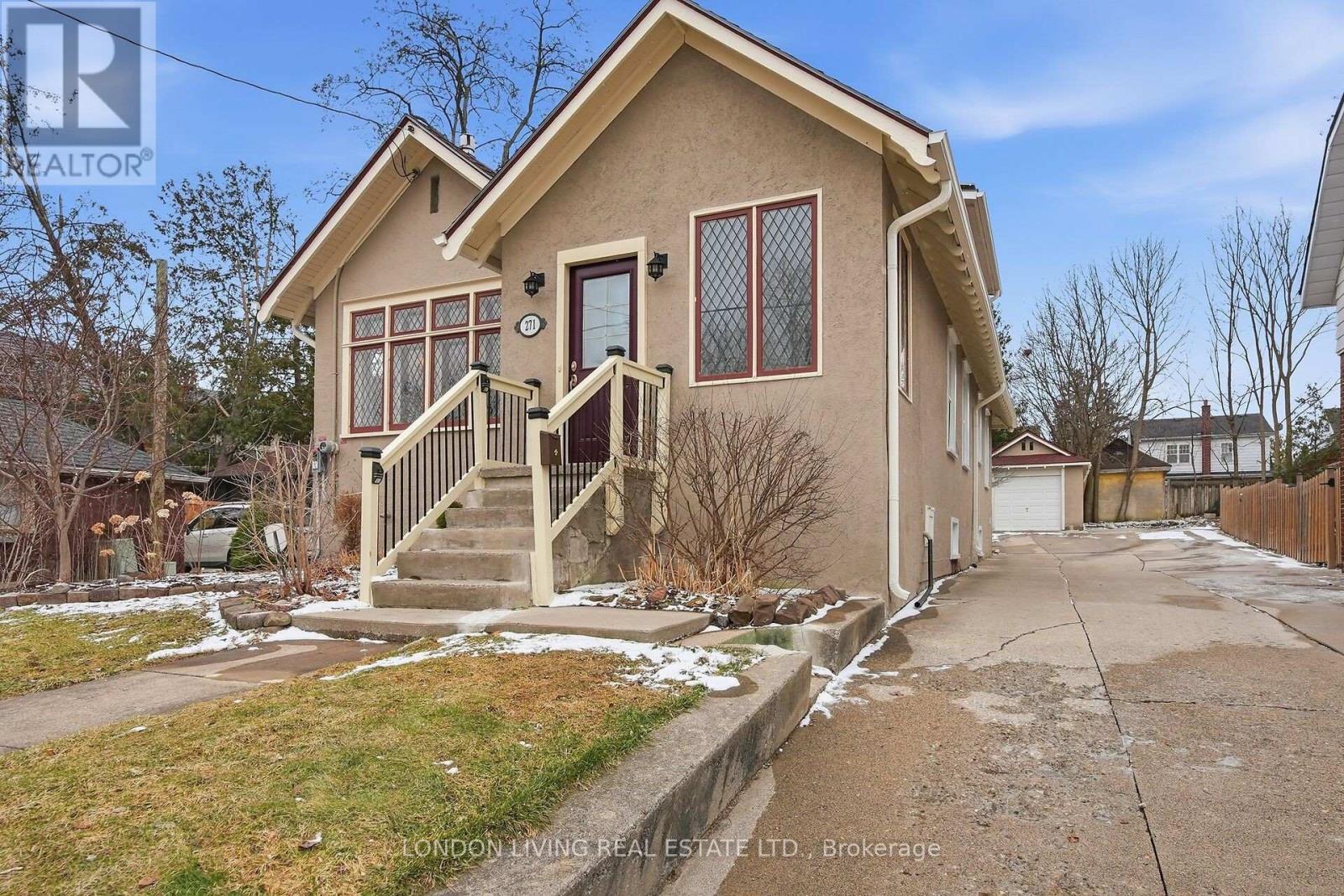 271 BRISCOE STREET E