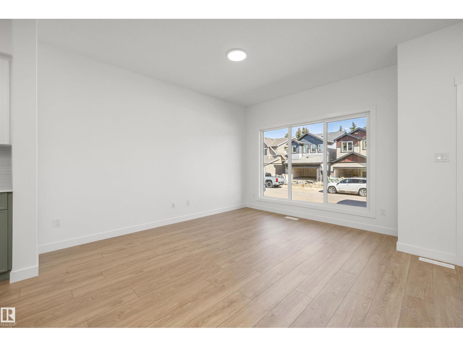 20627 43 AV NW