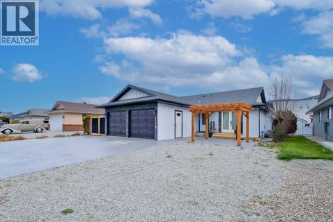 2830 PARIS Street Penticton BC V2A8G2
