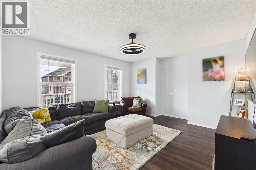 121 River Heights Crescent